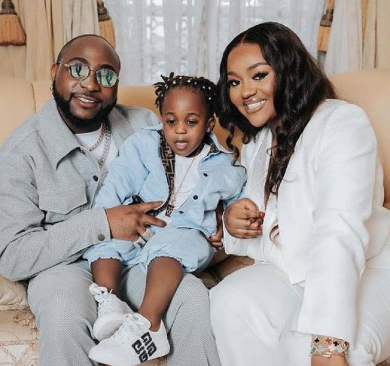 Dark day for Davido Chioma as son drowns in swimming pool